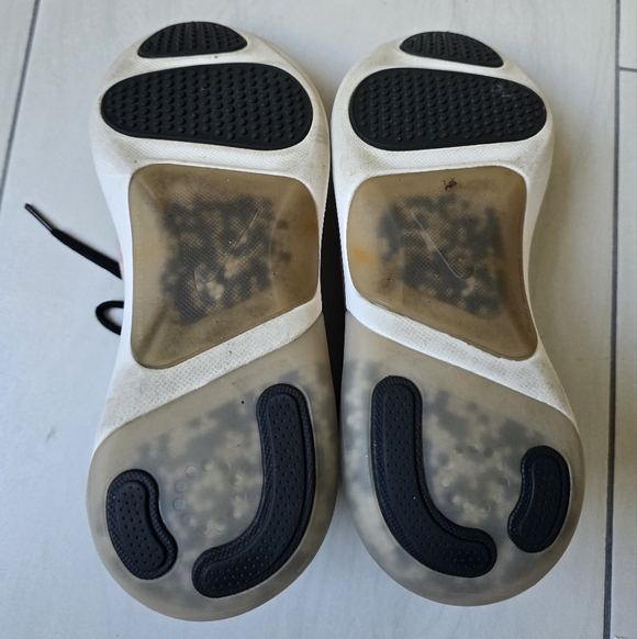 Nike Women's Pink and Black Sneakers Size 5.5 - Picture 9 of 10